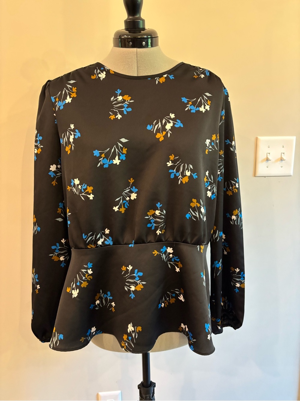 Ann Taylor Black Floral Peplum Blouse with Blue and Mustard Accents 0152